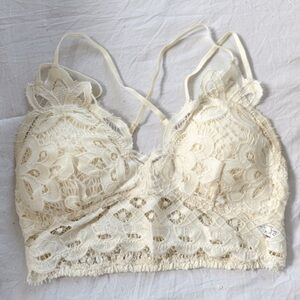 Anemone Lace Bralette in Cream